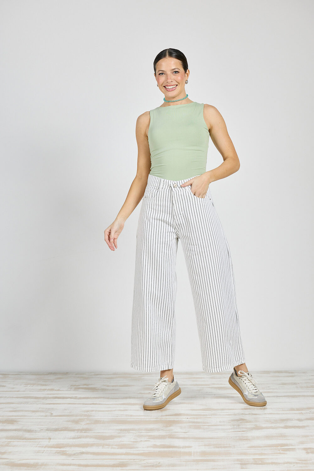 Wide Leg Crop Blanco Rayado Rígido