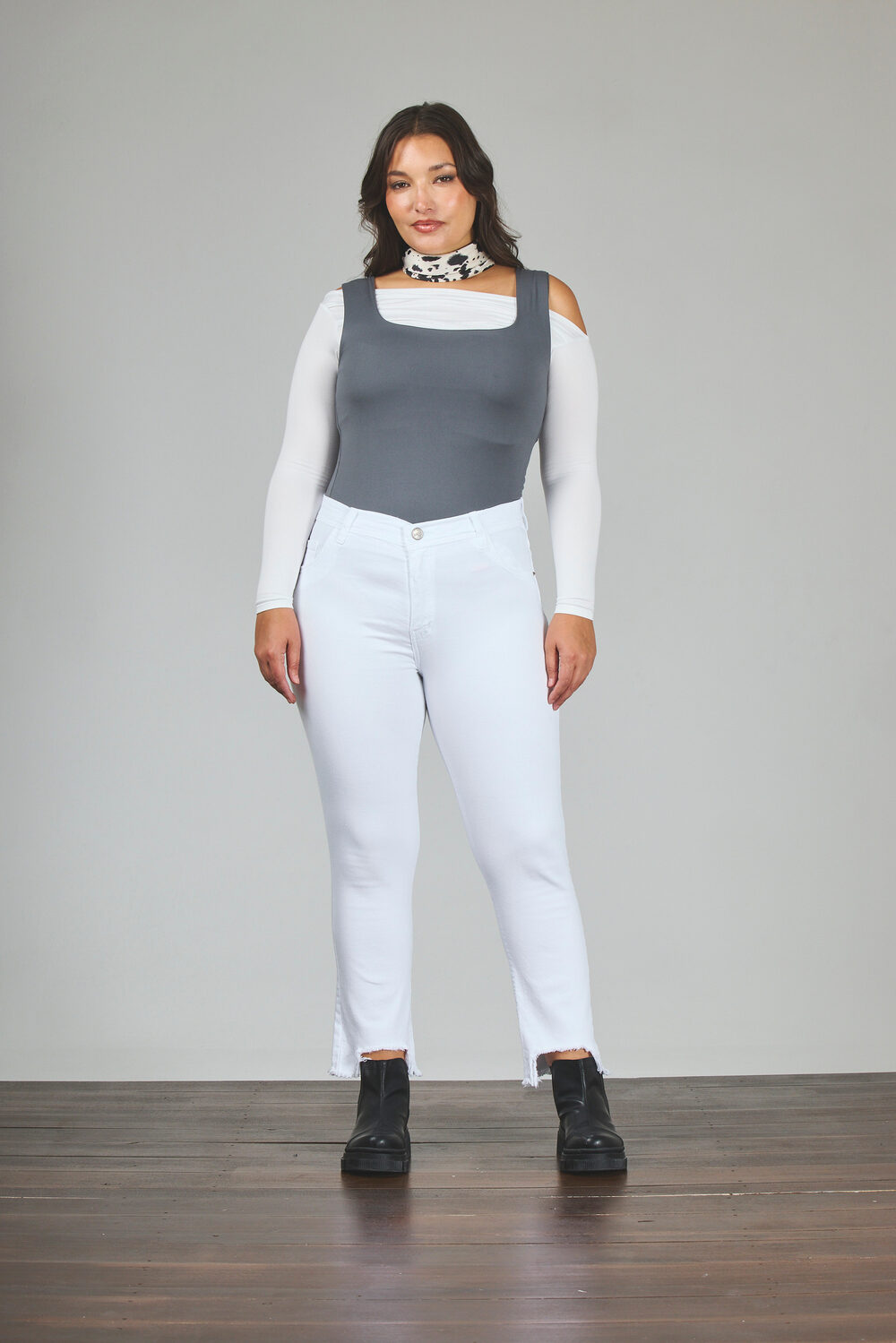 Mom Blanco Ventana Bota Deflecado Elastizado