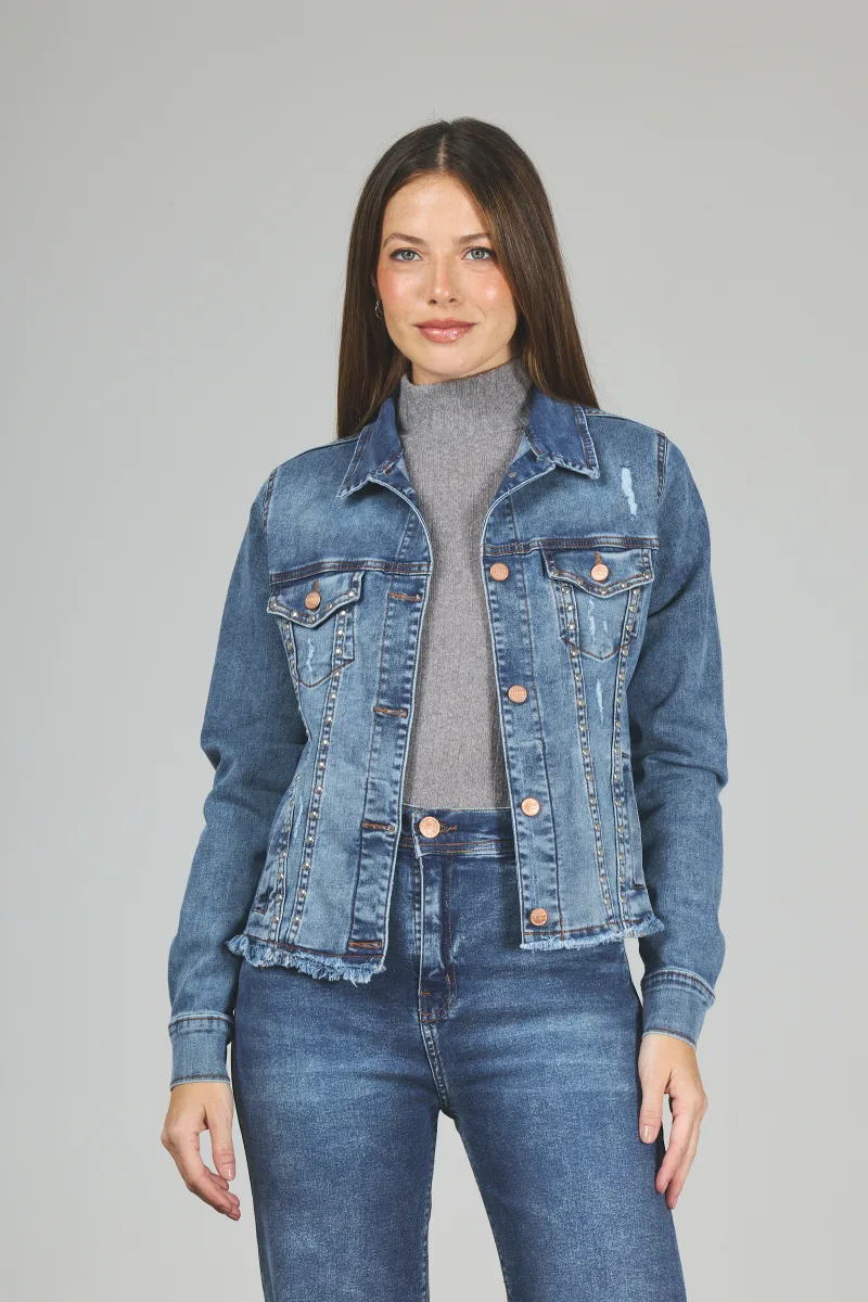 ART. 251 | CAMPERA CON ROTURA Y TACHA DEFLECADO ELASTIZADO