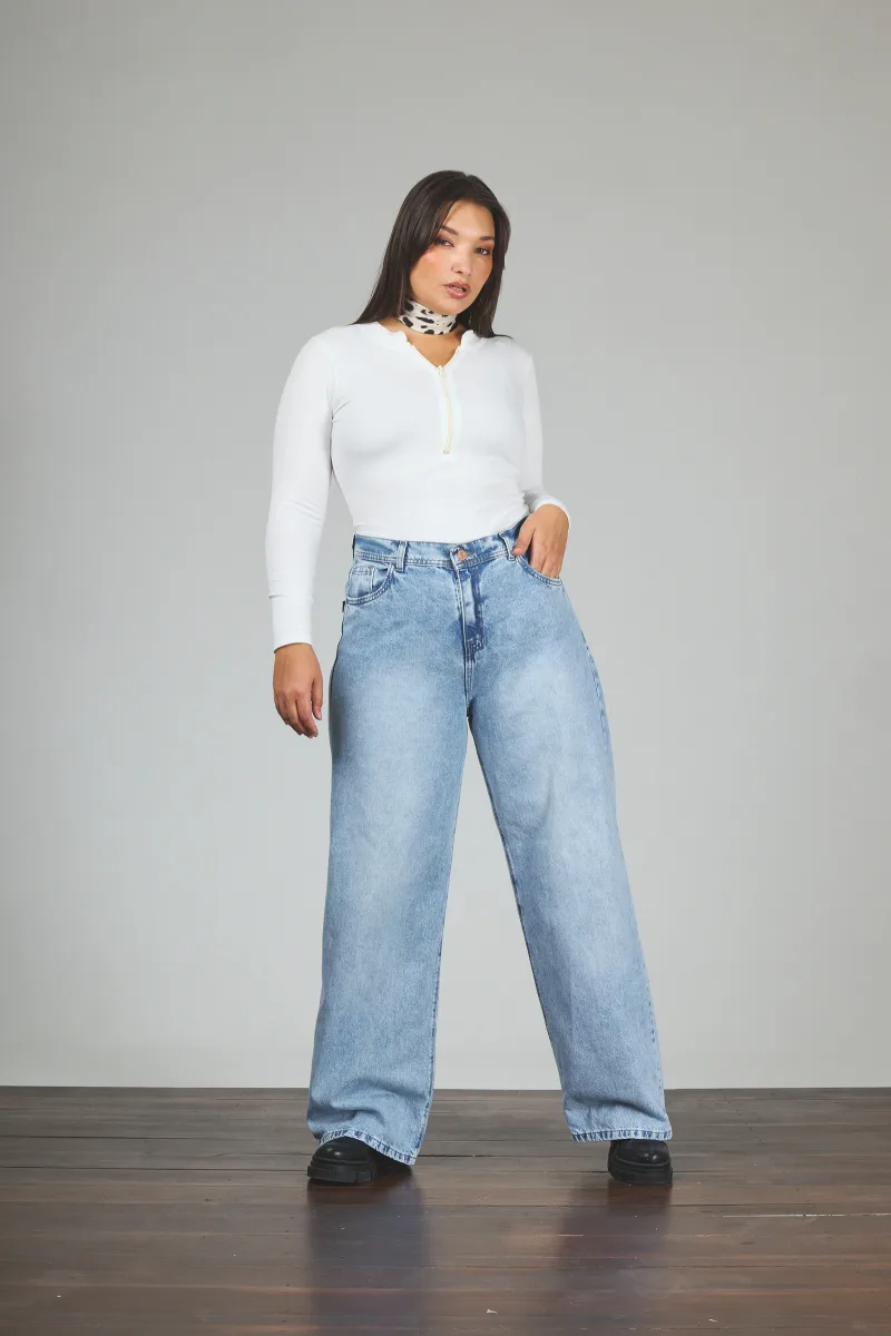 ART. 836 | WIDE LEG CELESTE CLÁSICO BOLSILLO PULIDO RÍGIDO