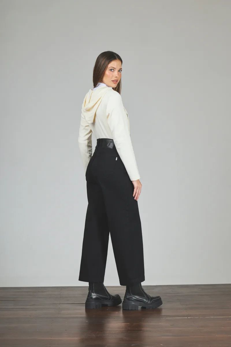 ART. 459 | CROP WIDE LEG NEGRO ELASTIZADO