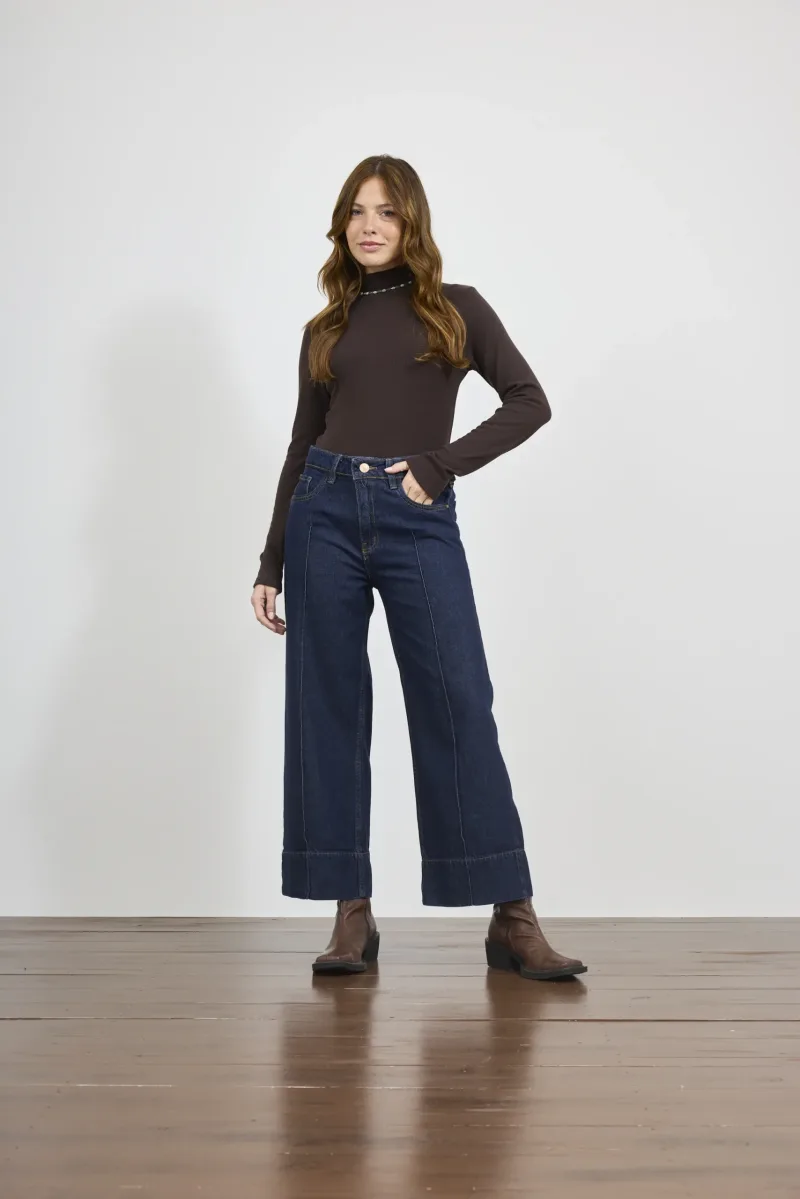 ART. 503 | CROP AZUL CON ALFORZA Y ROEDO RIGIDO