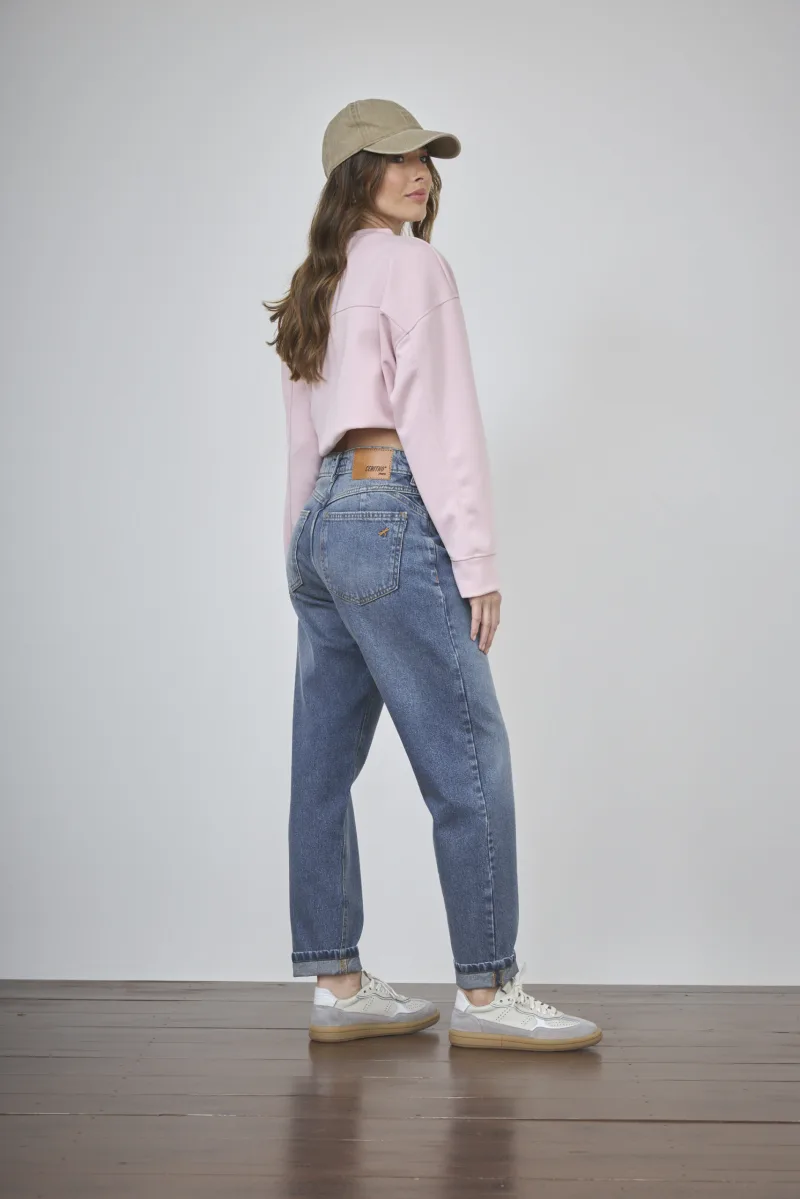 ART. 917 | MOM STONE CON PINZAS Y BOTA REMANGADA RÍGIDO
