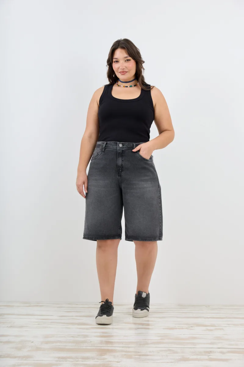 ART. M-583 | BERMUDA BAGGY NEGRO HUMO CLÁSICO RÍGIDO
